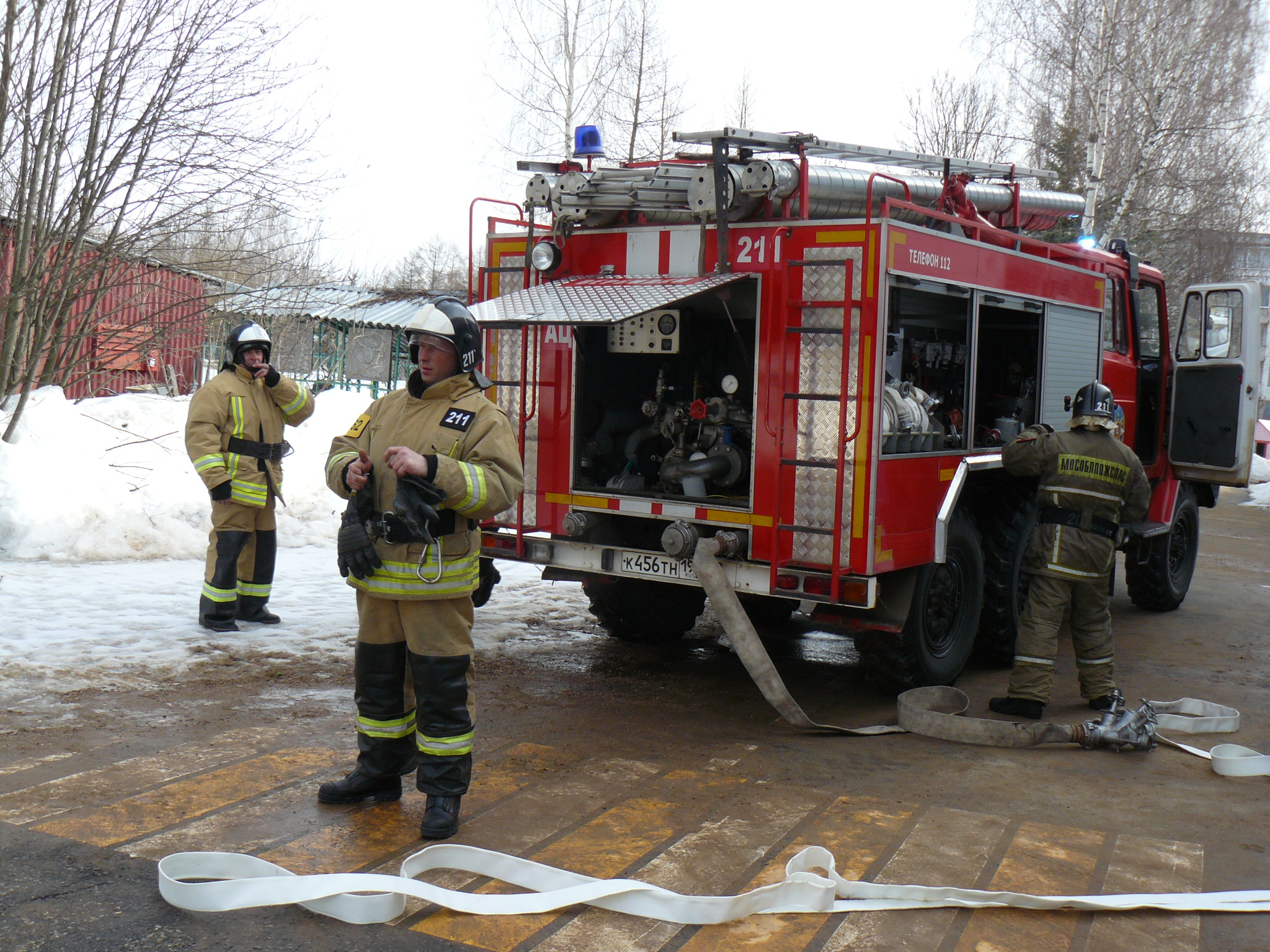 Контрольная работа: Пожары и действия людей в пожарной обстановке
